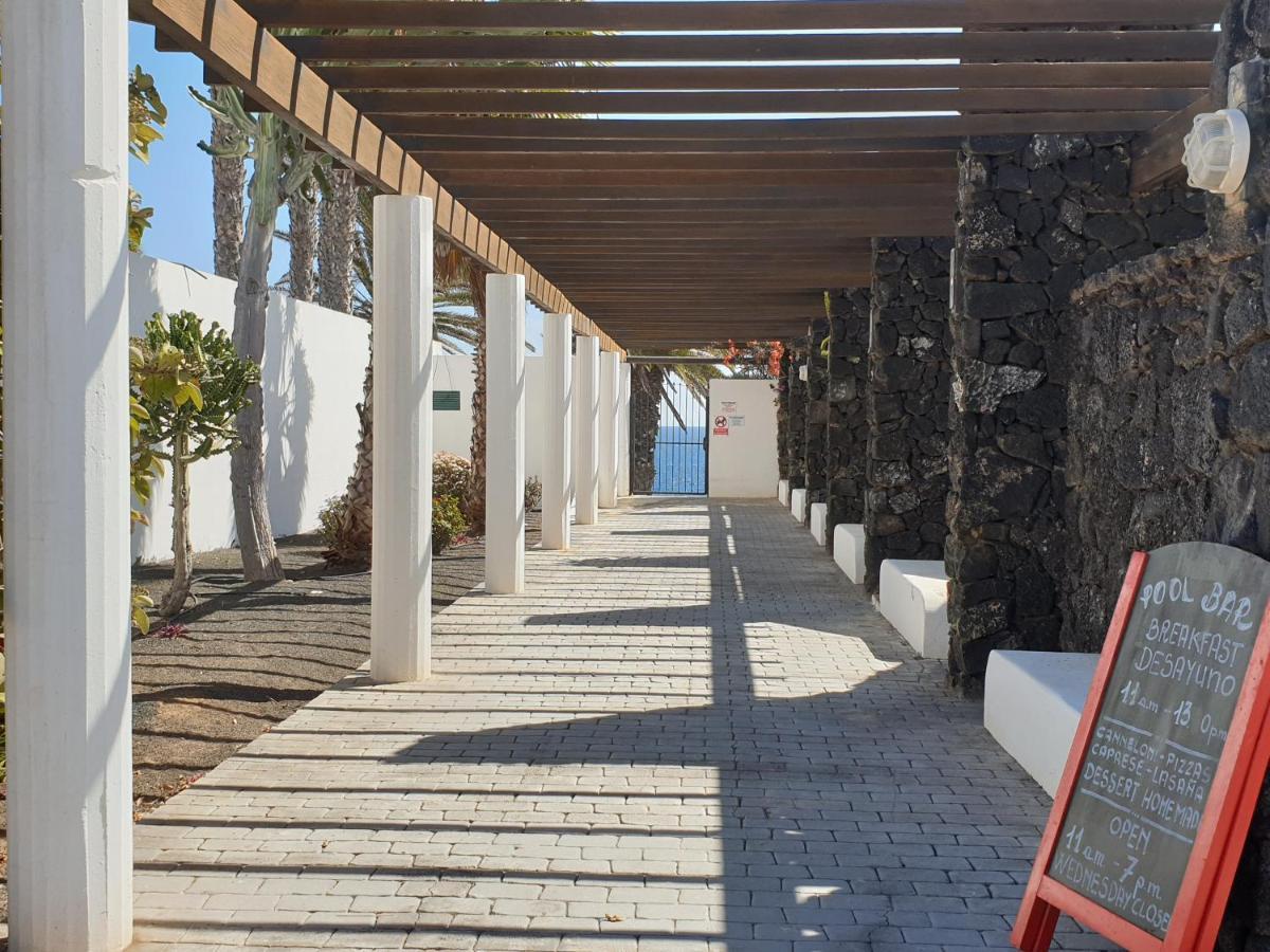 Casa A Primera Linea De Mar Costa Teguise Extérieur photo