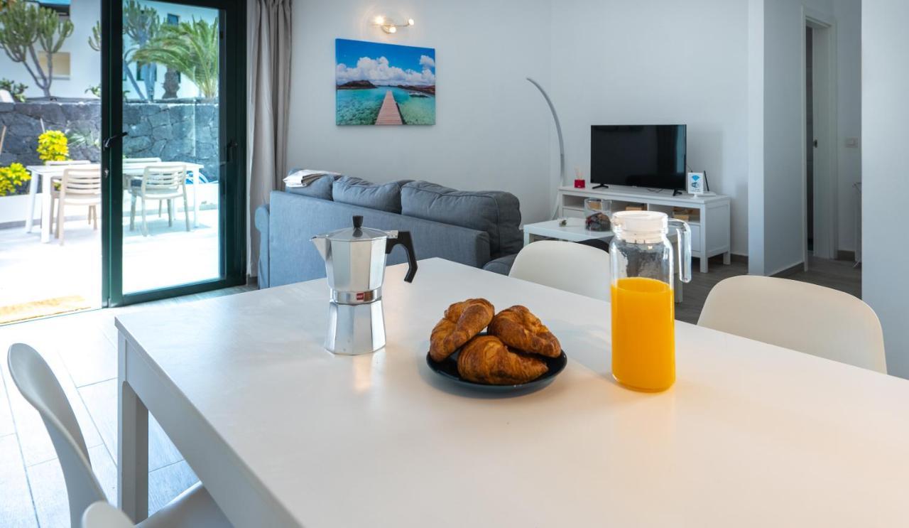 Casa A Primera Linea De Mar Costa Teguise Extérieur photo